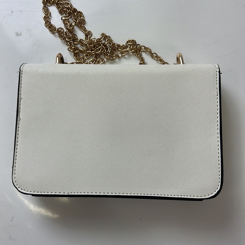 White shoulder bag with chain and embroidered pink flowers and pearls A13-2 - Picture 5 of 6